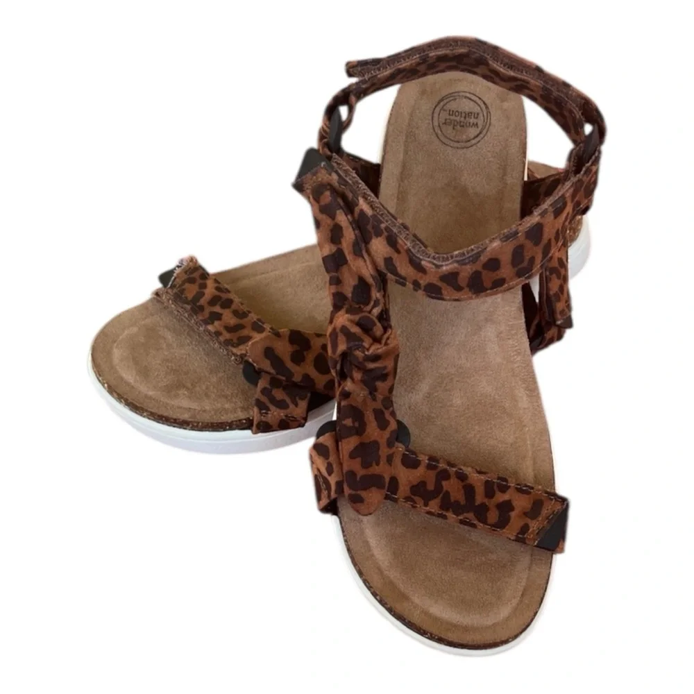 Wonder Nation Sandals